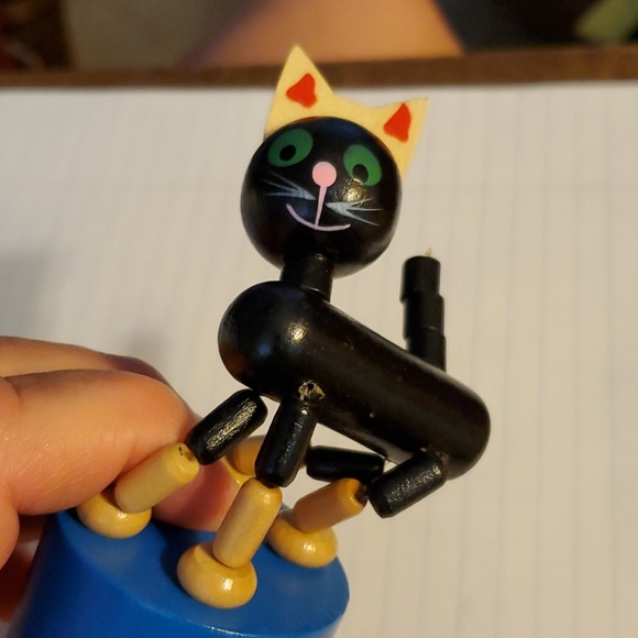 Falling down toy - Picture 3 of 4